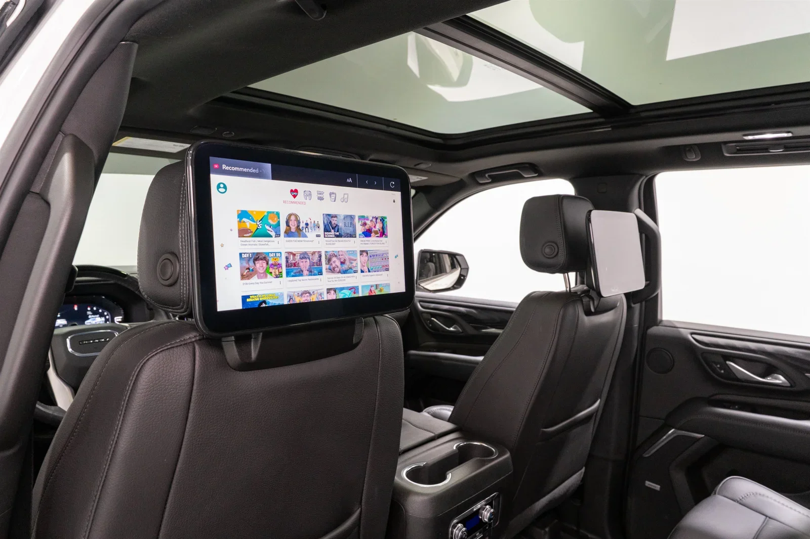 2024 GMC Yukon Denali - 26