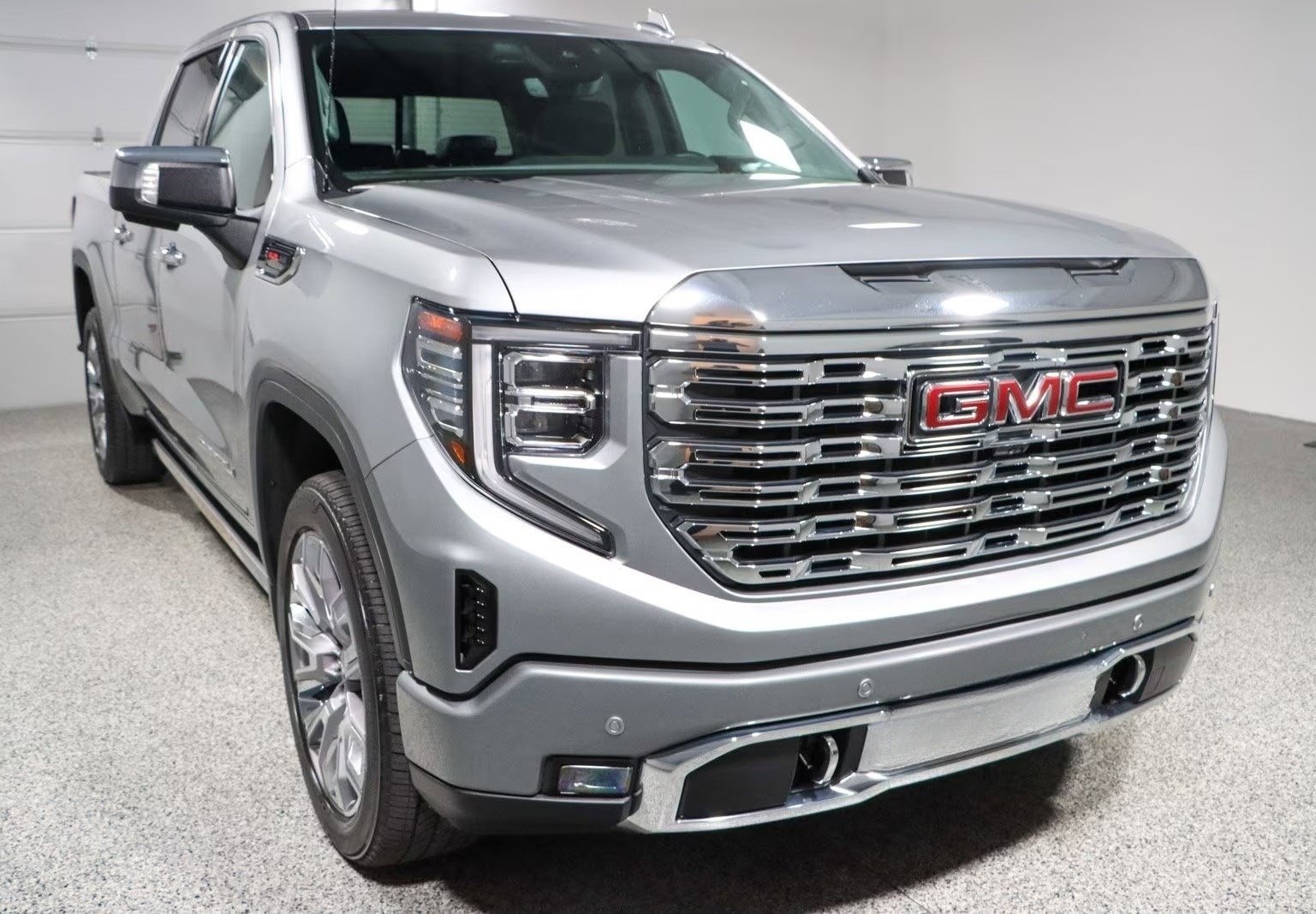 2024 GMC Sierra 1500 Denali - 3