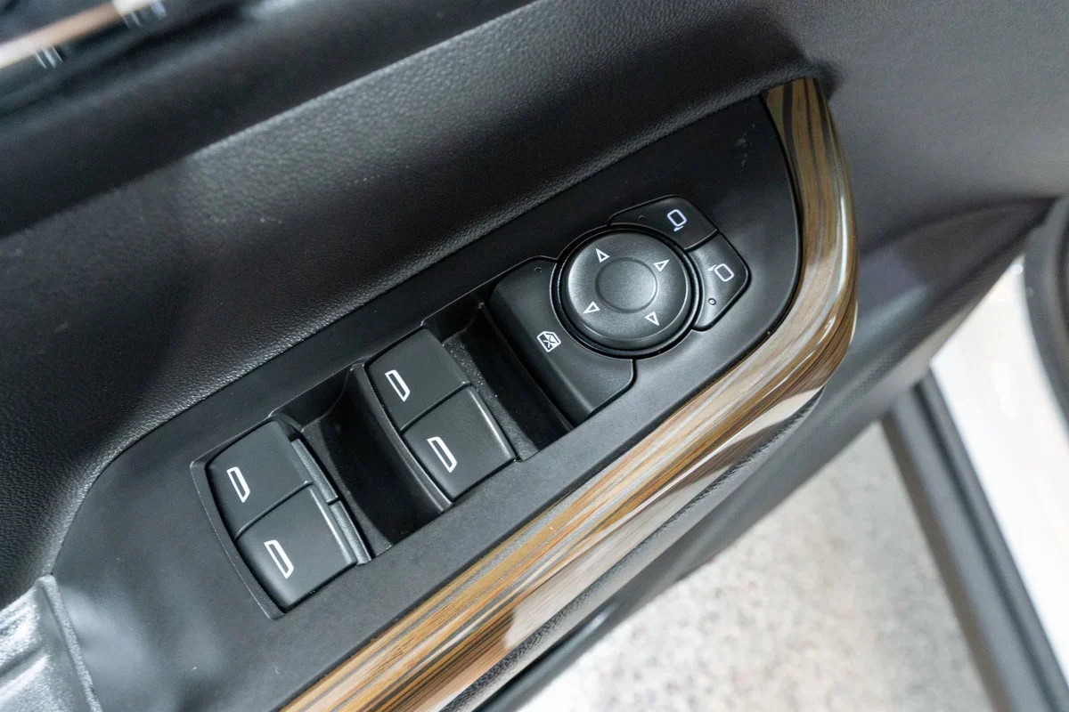 2017 GMC Acadia SLE - 13