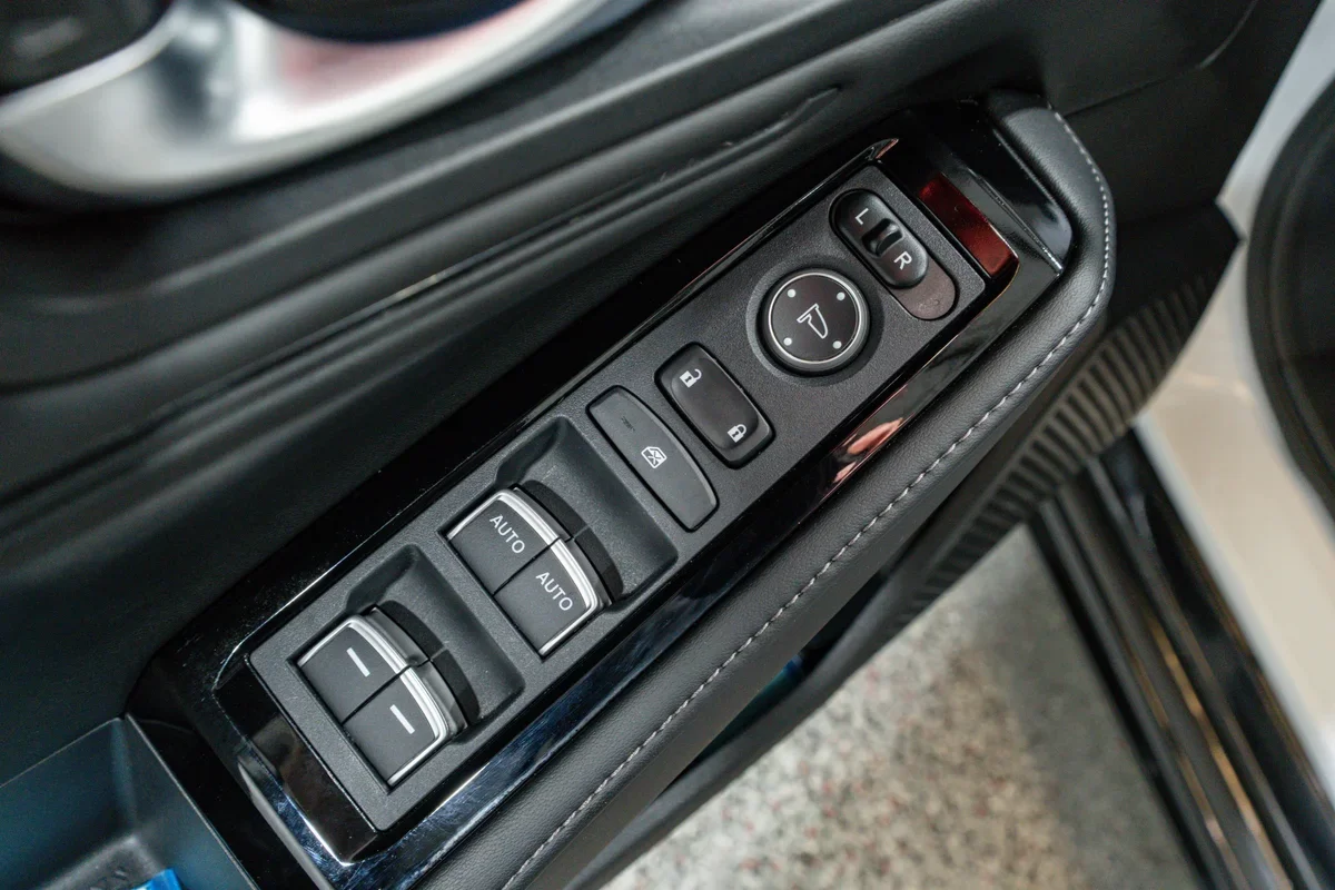 2023 Honda Accord Hybrid Touring - 19