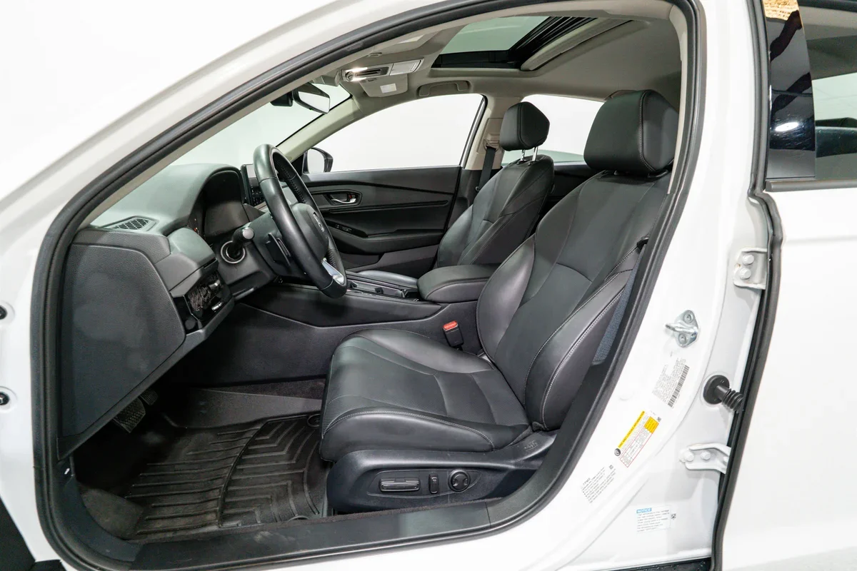 2023 Honda Accord Hybrid Touring - 10