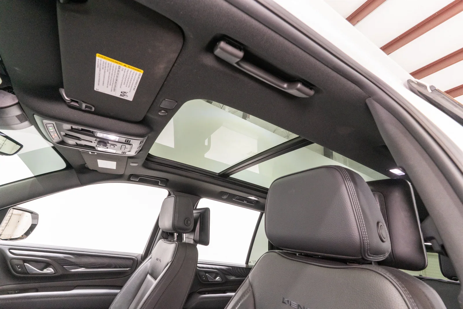 2024 GMC Yukon Denali - 11
