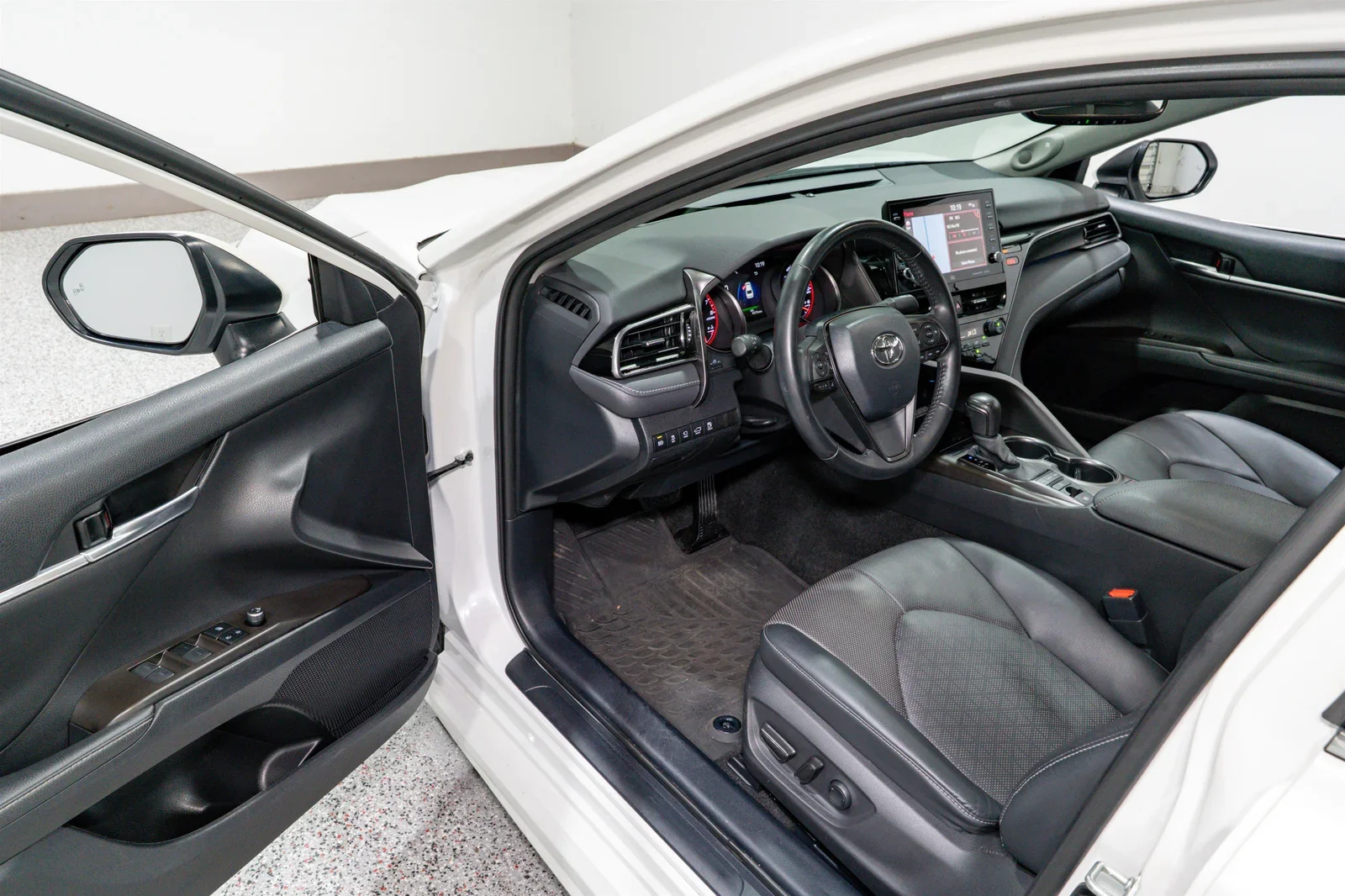 2021 Toyota Camry XSE - 10