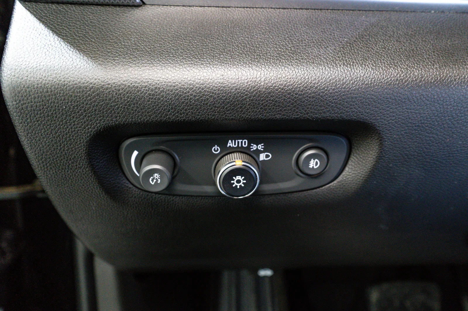 2019 Chevrolet Traverse Premier - 26