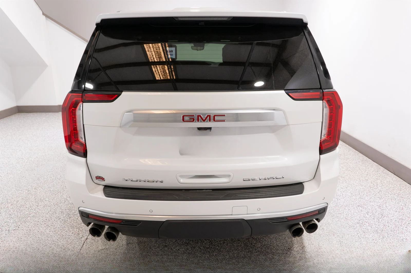 2024 GMC Yukon Denali - 6