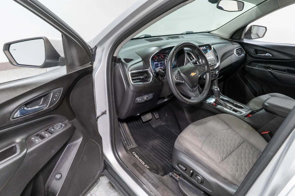 2018 Chevrolet Equinox LT - 9