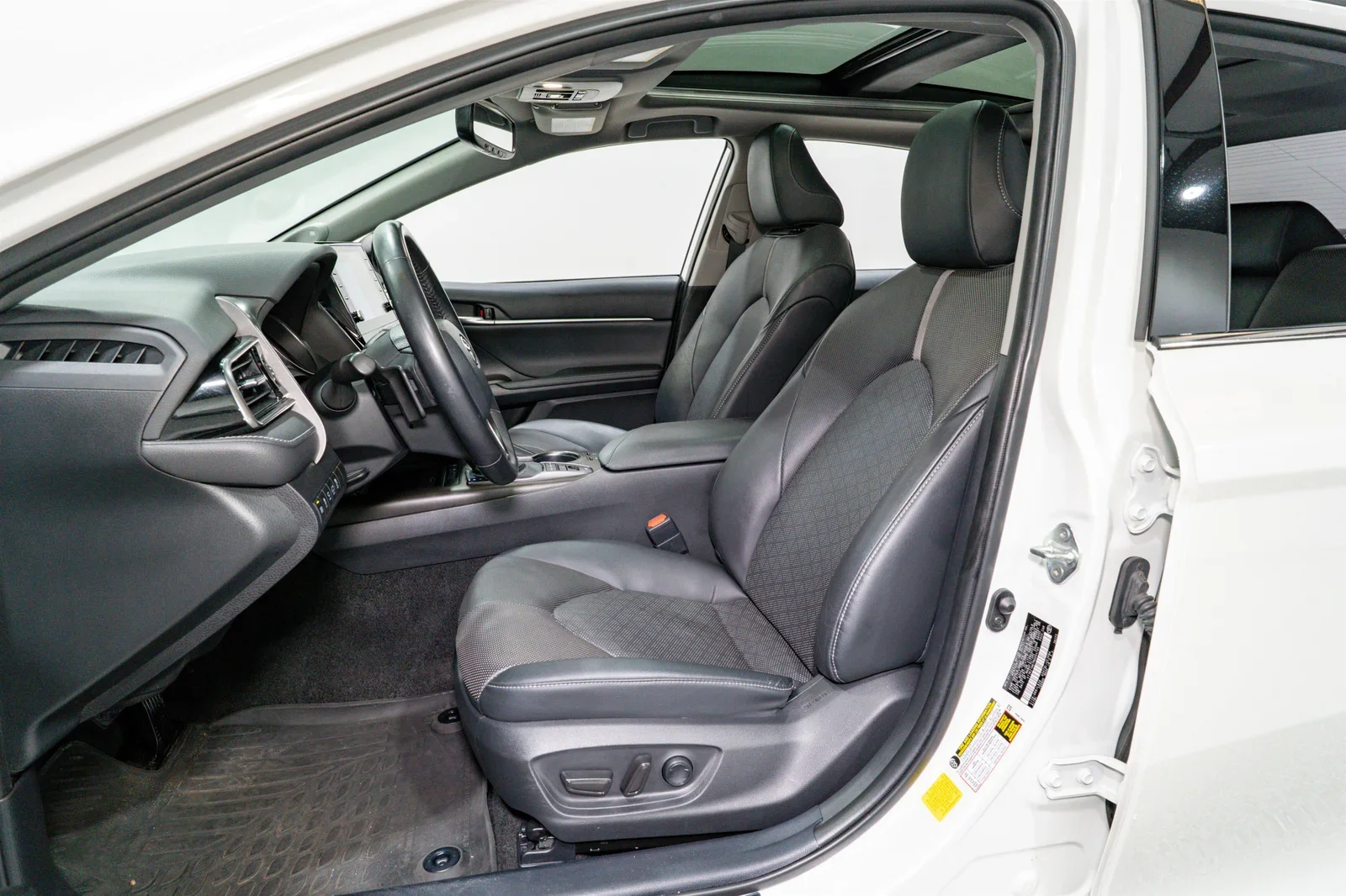2021 Toyota Camry XSE - 12