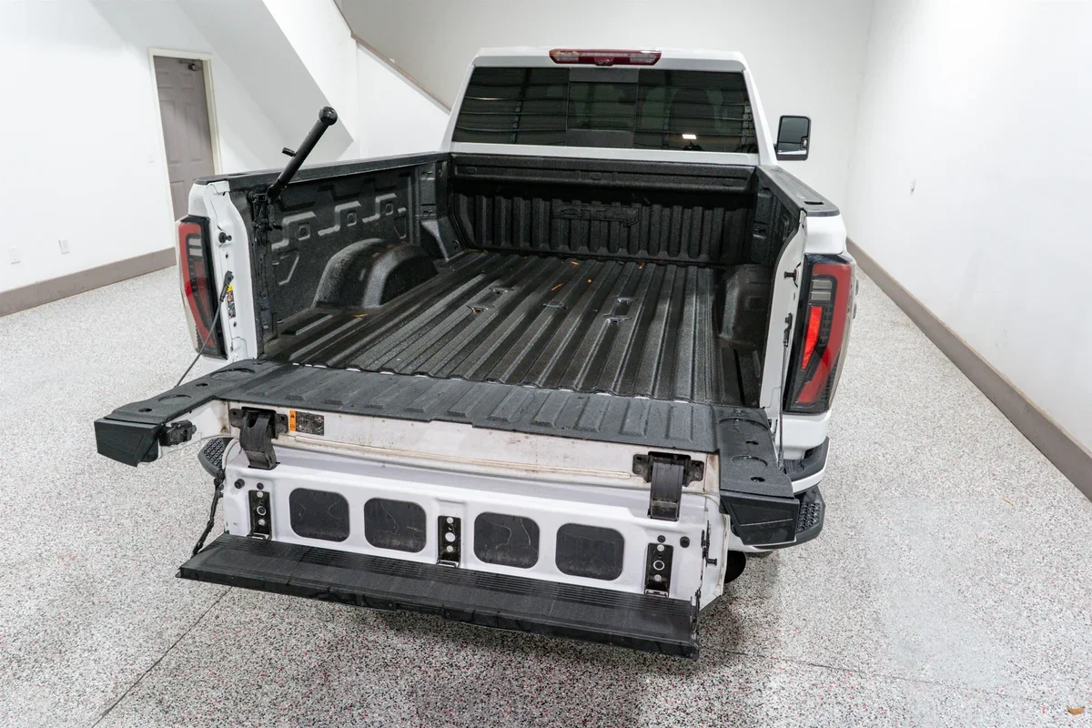 2024 GMC Sierra 2500HD AT4 - 7