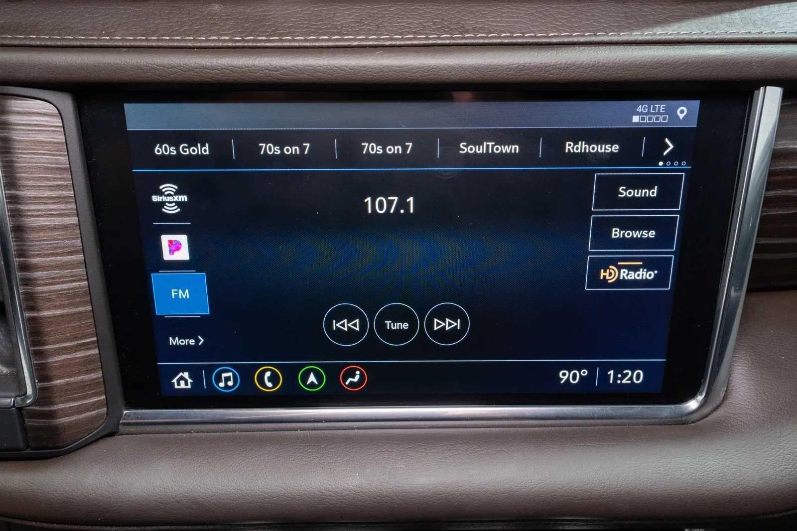 2021 GMC Yukon Denali - 14
