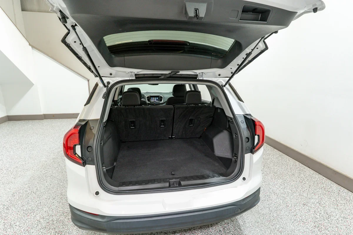 2022 GMC Terrain SLE - 7