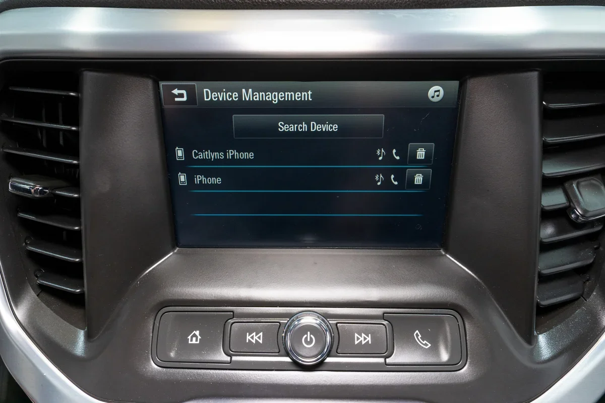 2017 GMC Acadia SLE - 15