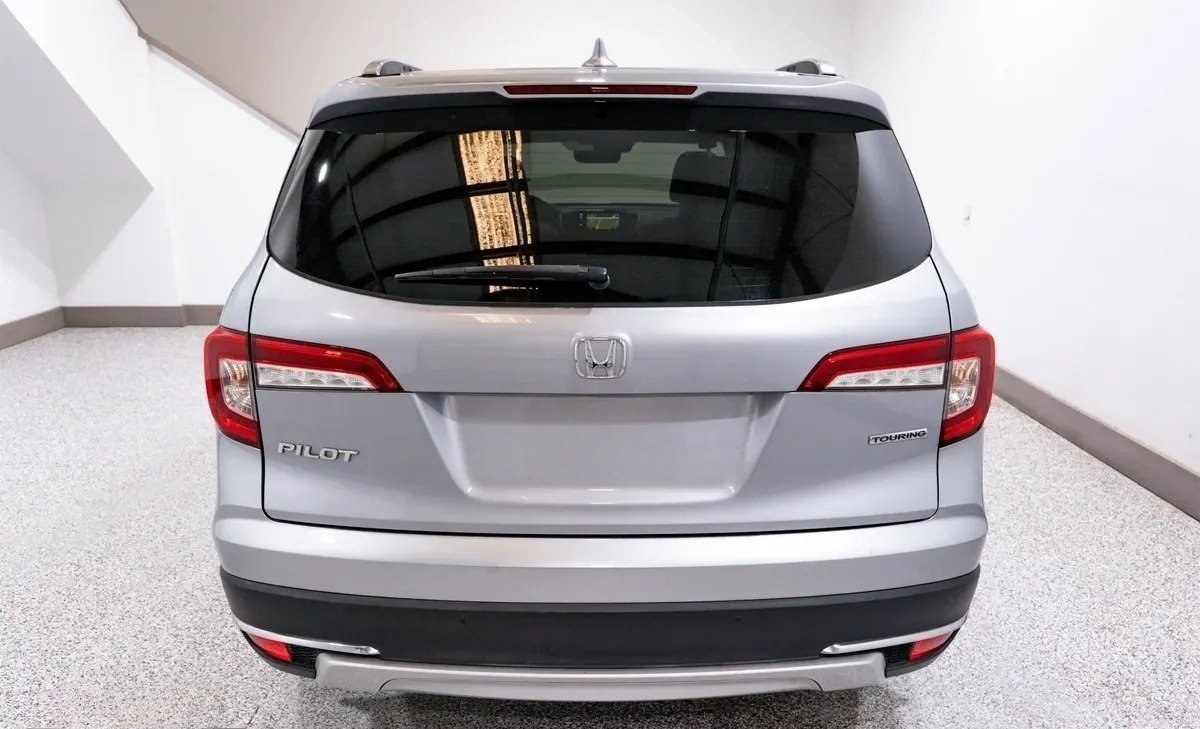 2019 Honda Pilot Touring 8 Passenger - 5
