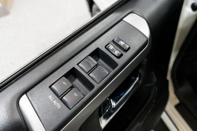 2018 Toyota 4Runner Limited - 17