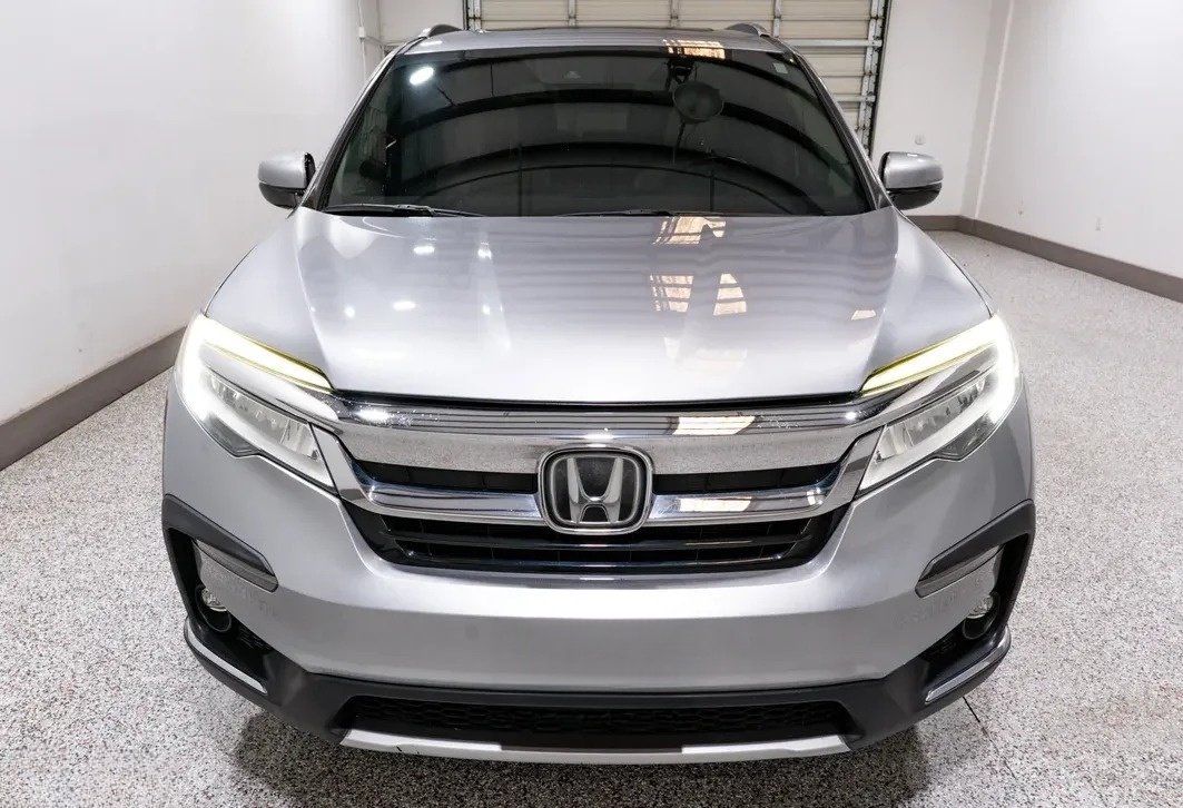 2019 Honda Pilot Touring 8 Passenger - 2