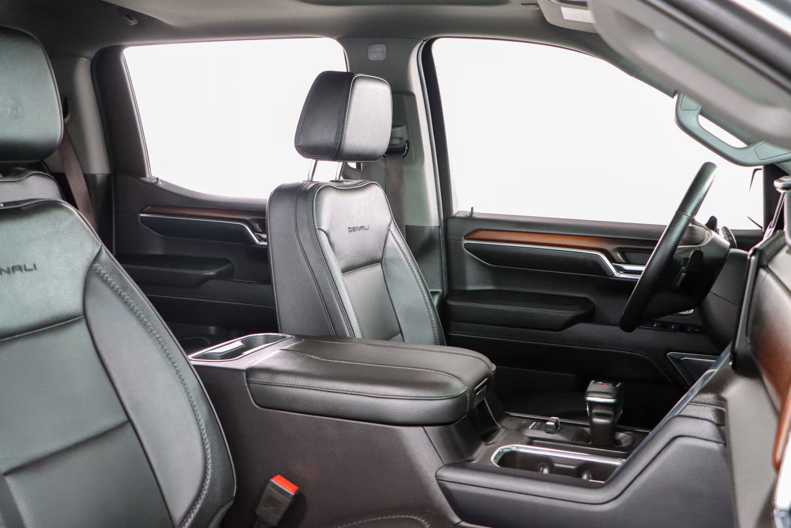2024 GMC Sierra 1500 Denali - 8