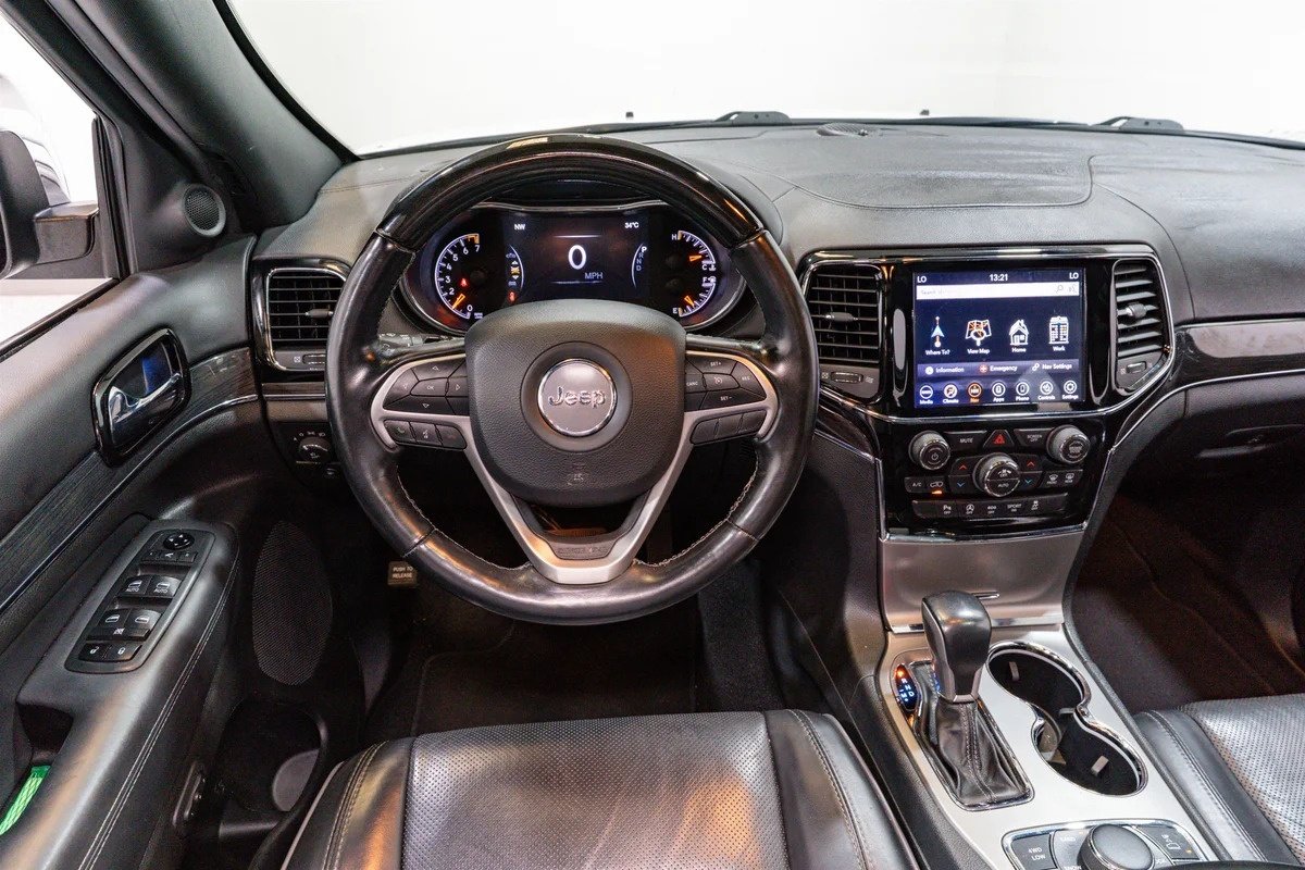2020 Jeep Grand Cherokee Overland - 8
