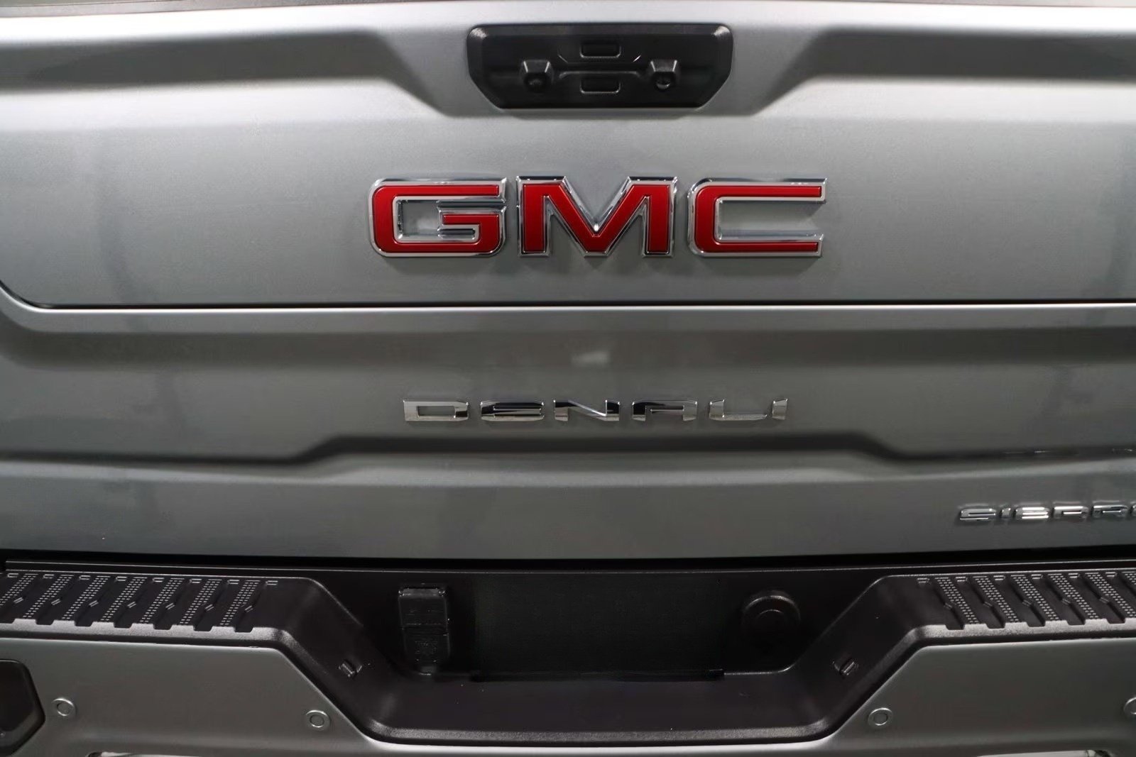2024 GMC Sierra 1500 Denali - 6