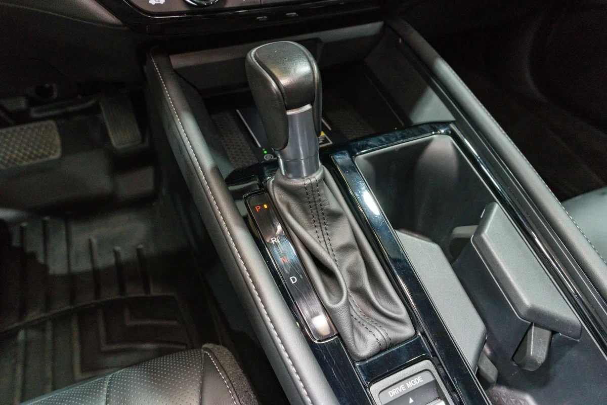 2023 Honda Accord Hybrid Touring - 24