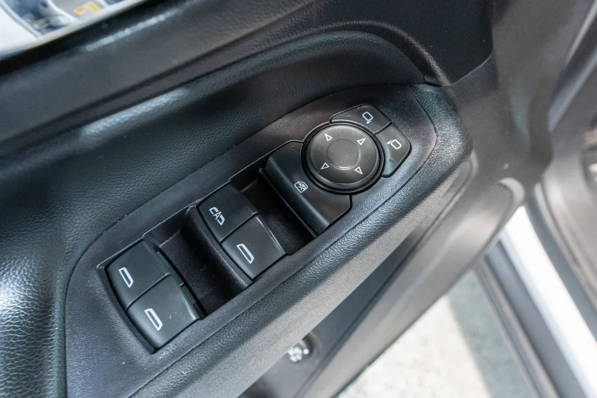 2018 Chevrolet Equinox LT - 17