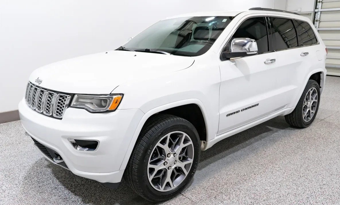 2020 Jeep Grand Cherokee Overland - 1