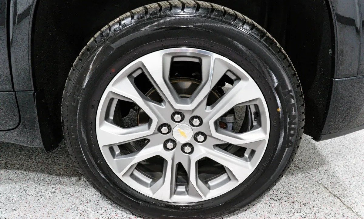 2019 Chevrolet Traverse Premier - 28