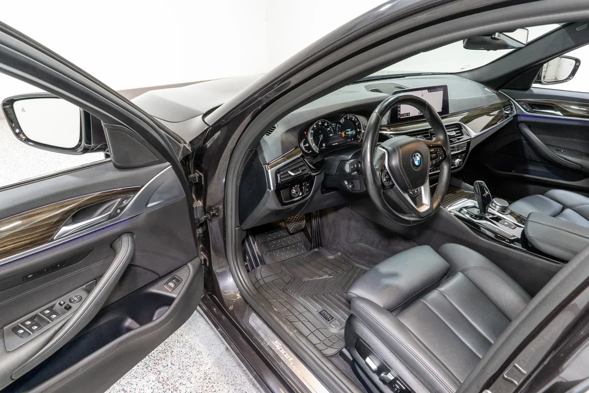 2019 BMW 5 Series 530i xDrive - 7