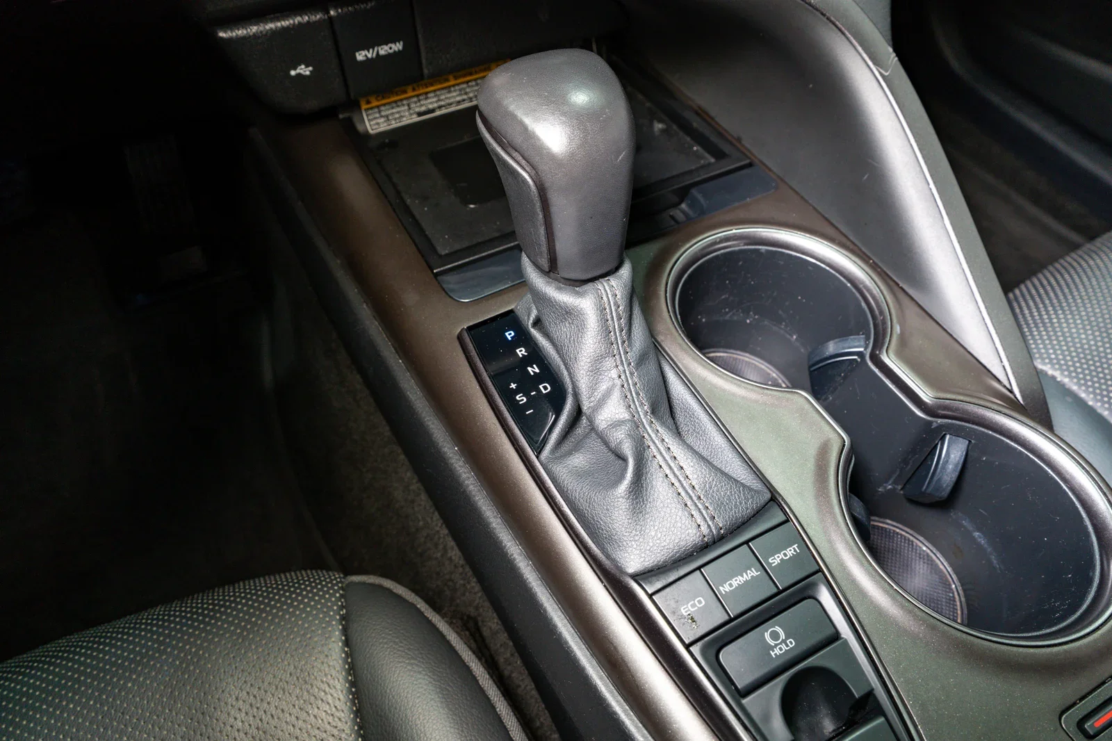 2021 Toyota Camry XSE - 24