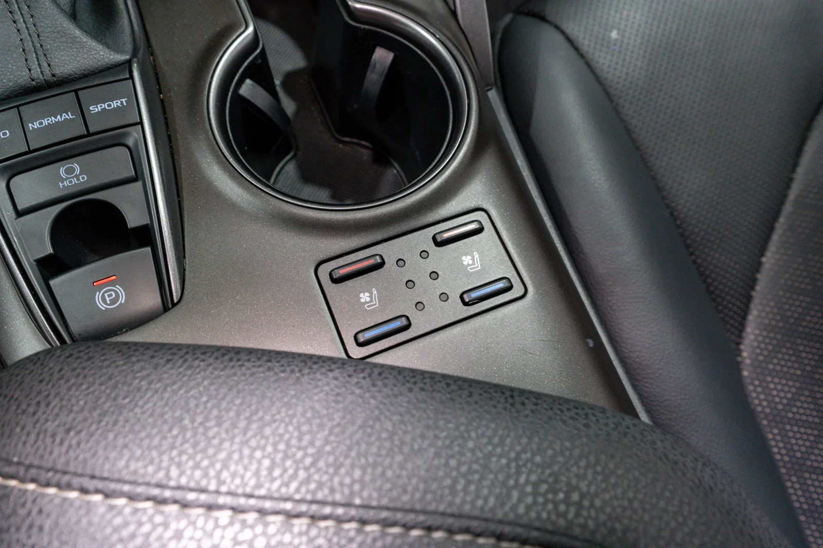 2021 Toyota Camry XSE - 25