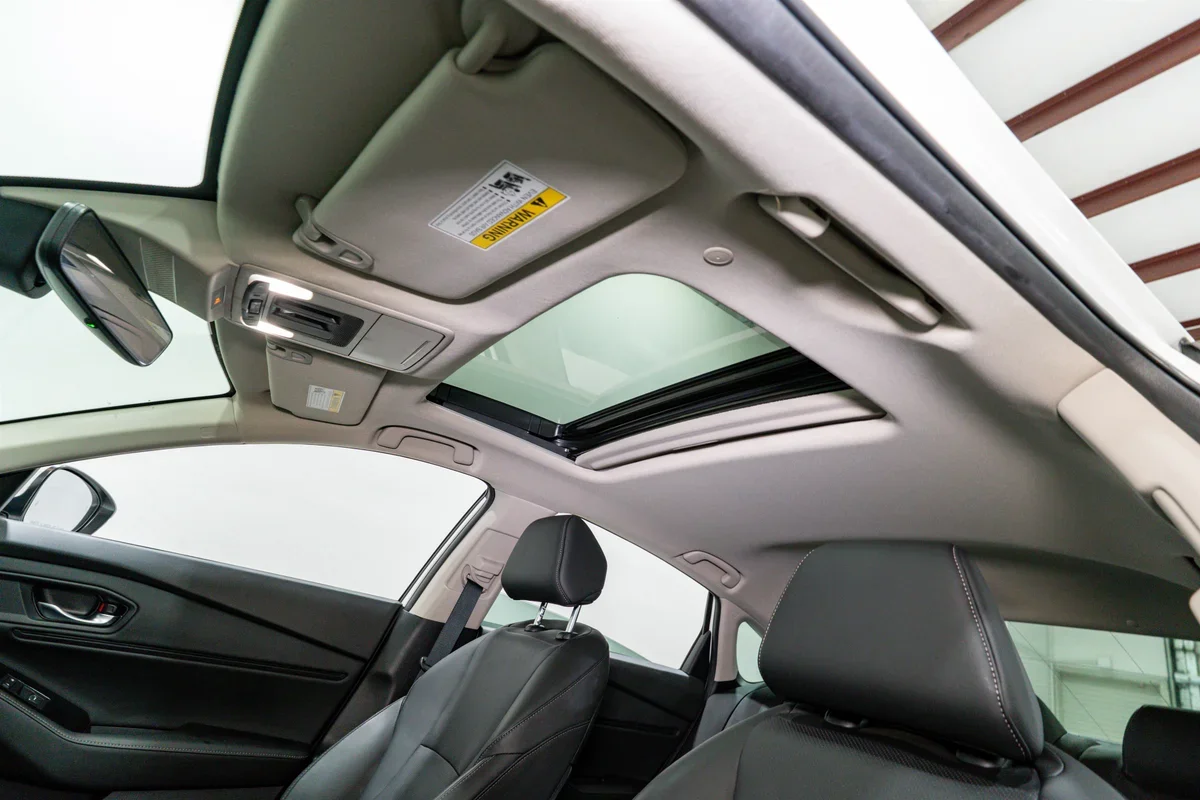 2023 Honda Accord Hybrid Touring - 11