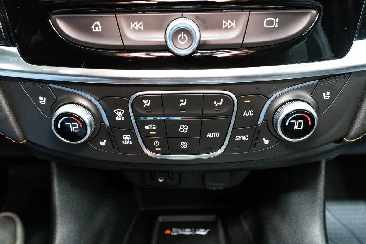 2019 Chevrolet Traverse Premier - 20