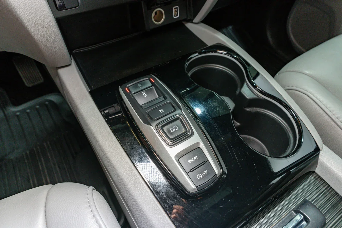 2019 Honda Pilot Touring 8 Passenger - 26