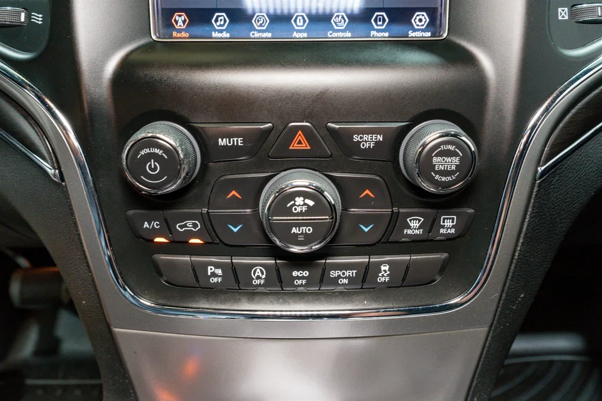 2018 Jeep Grand Cherokee Limited - 14