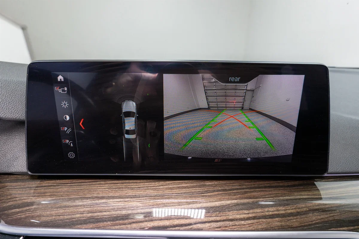 2019 BMW 5 Series 530i xDrive - 20