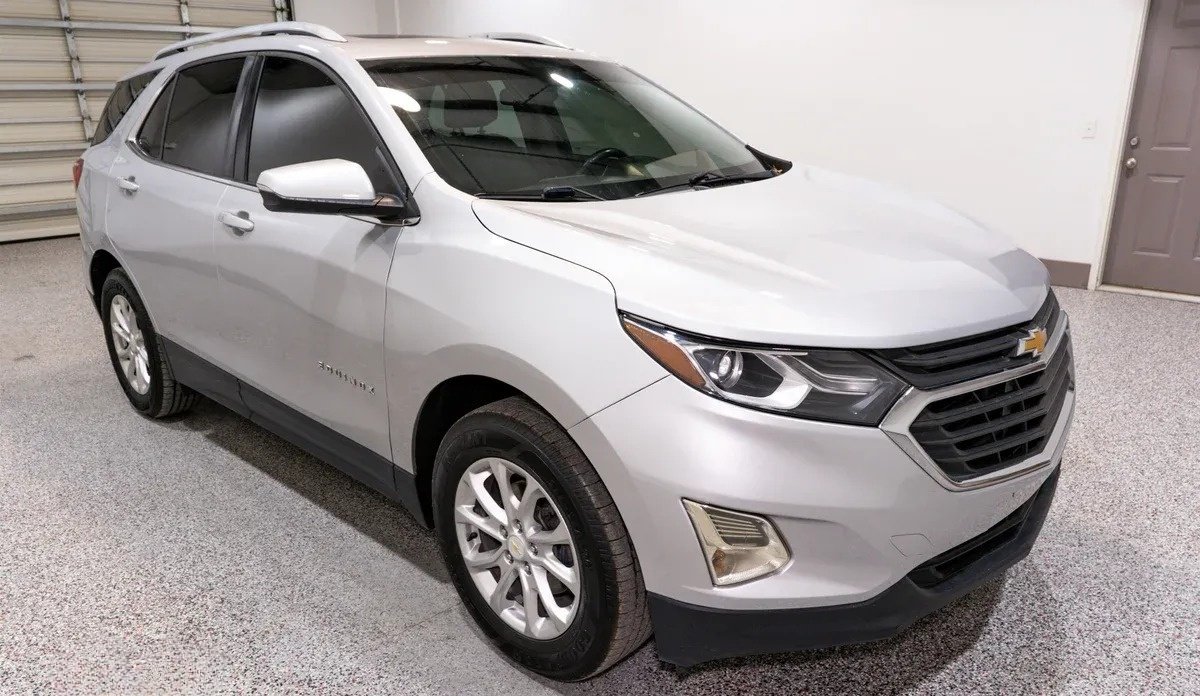 2018 Chevrolet Equinox LT - 3