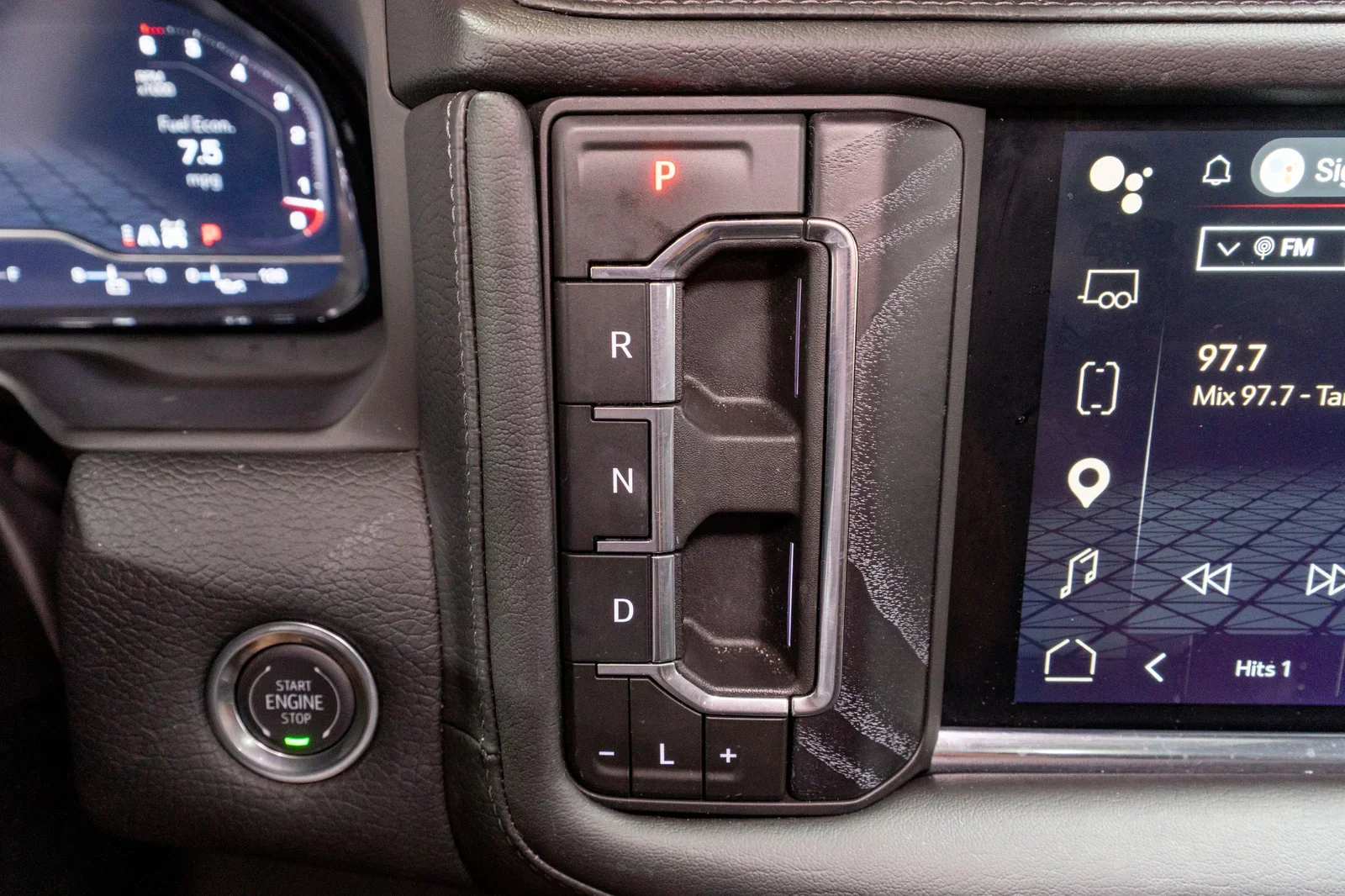 2024 GMC Yukon Denali - 19