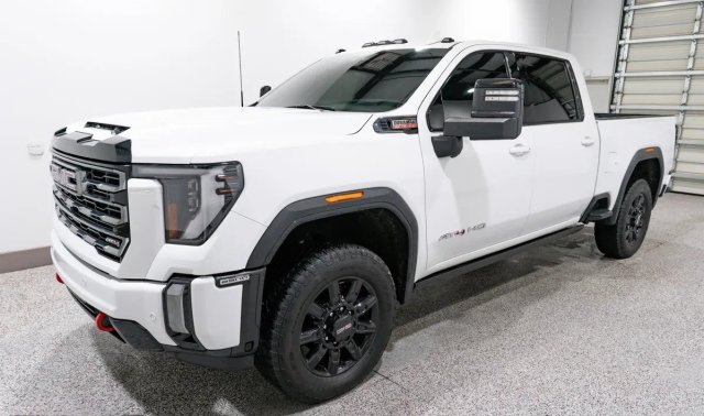 2024 GMC Sierra 2500HD AT4